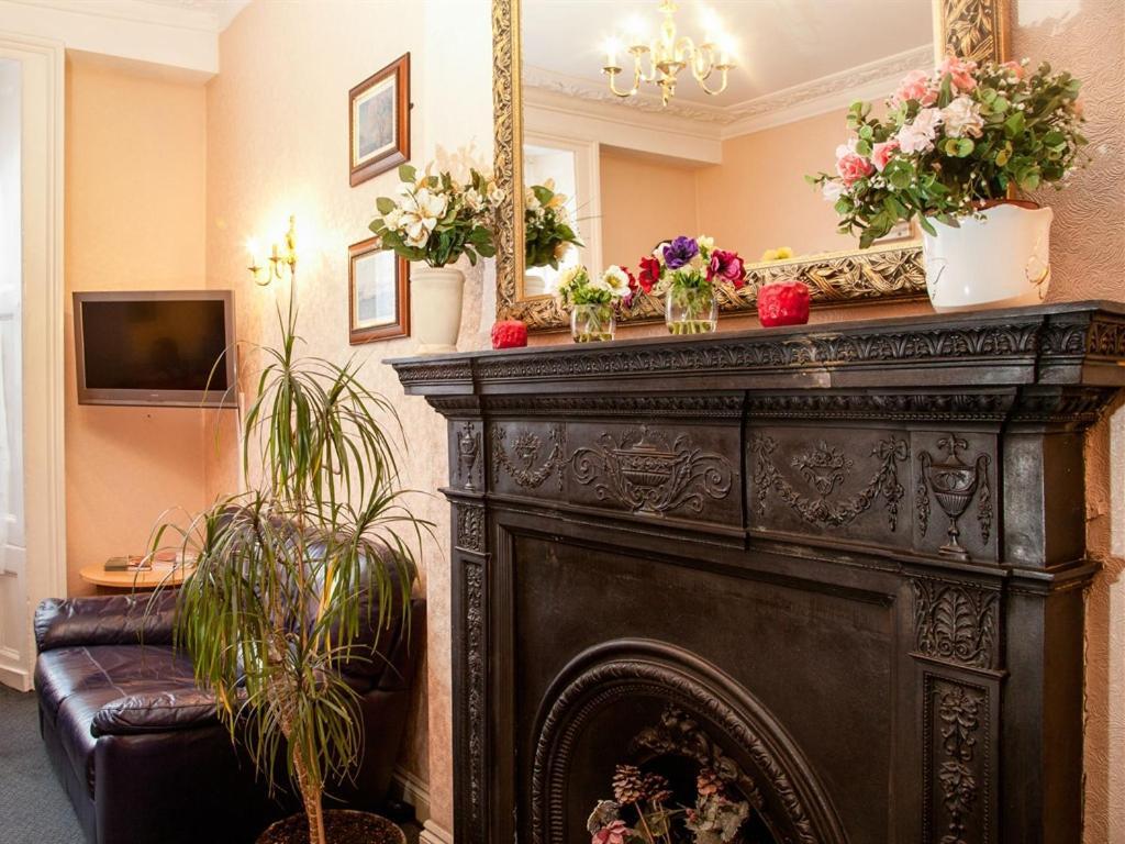 Normandie Hotel London Bagian luar foto