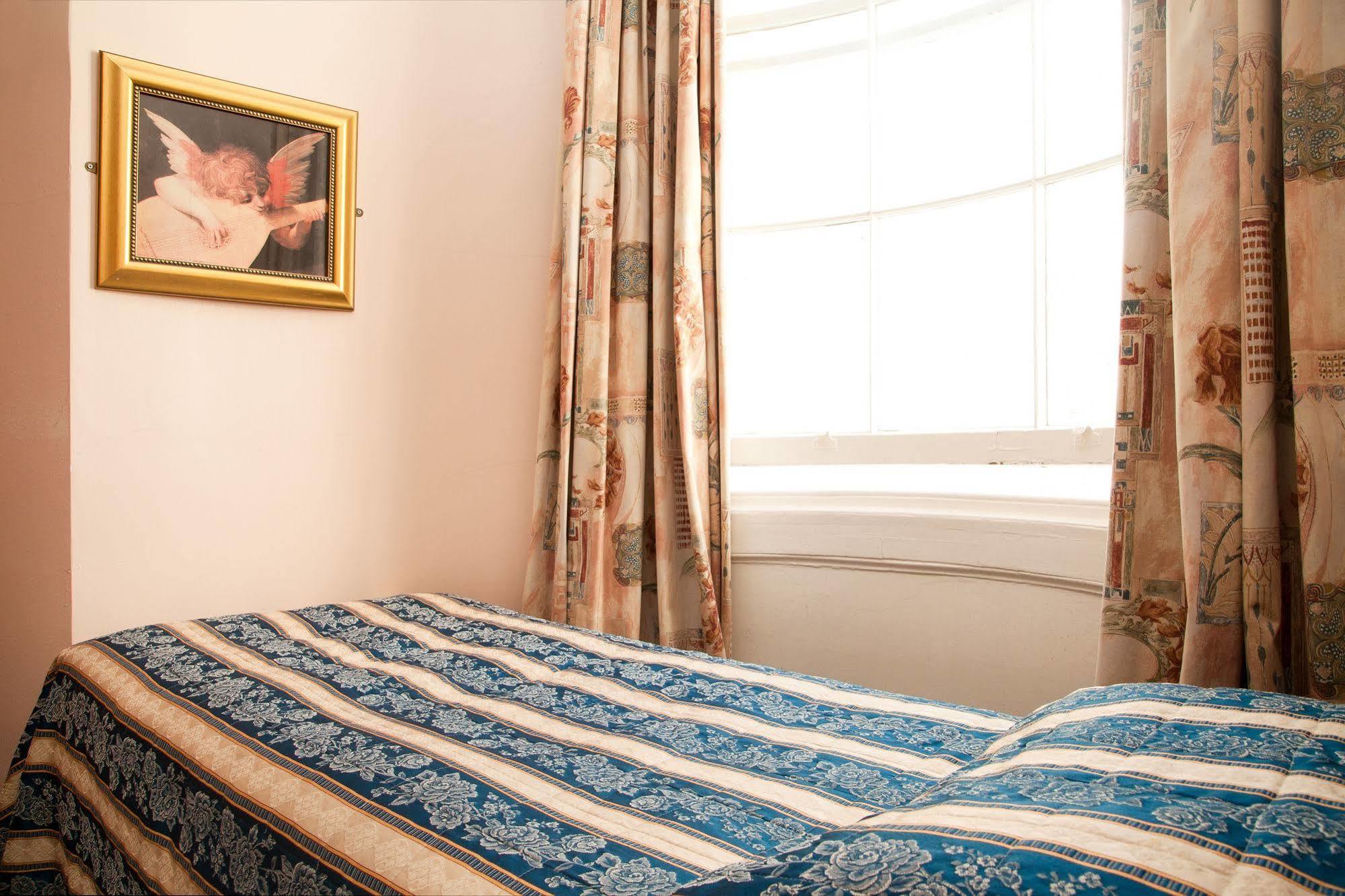 Normandie Hotel London Bagian luar foto
